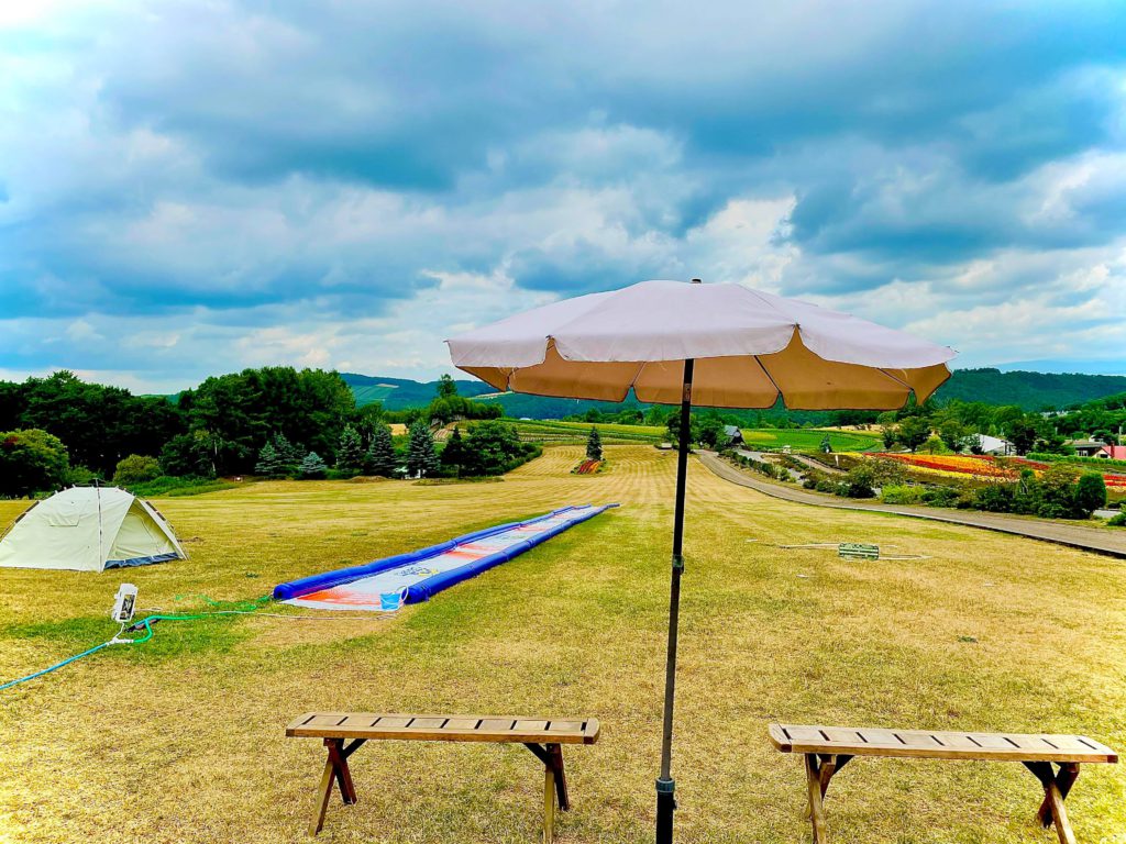 ぜるぶの丘 にcafe 遊び場が今夏オープンしました Biei Tourist Association